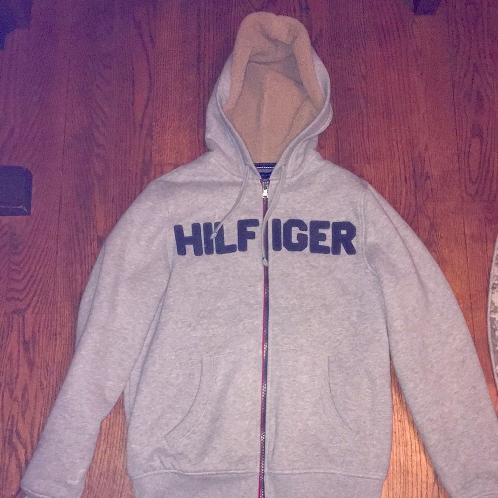 Tommy Hilfiger Sherpa lined hooded sweatshirt. New